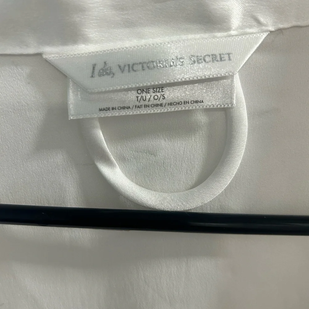 Victoria's Secret White Satin Bride Rhinestone Kimono Robe One Size